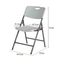 Chaise pliante en plastique HDPE empilable portable de capacité de chargement de 650lbs durables de vente en gros d'usine pour des événements extérieurs d'intérieur
