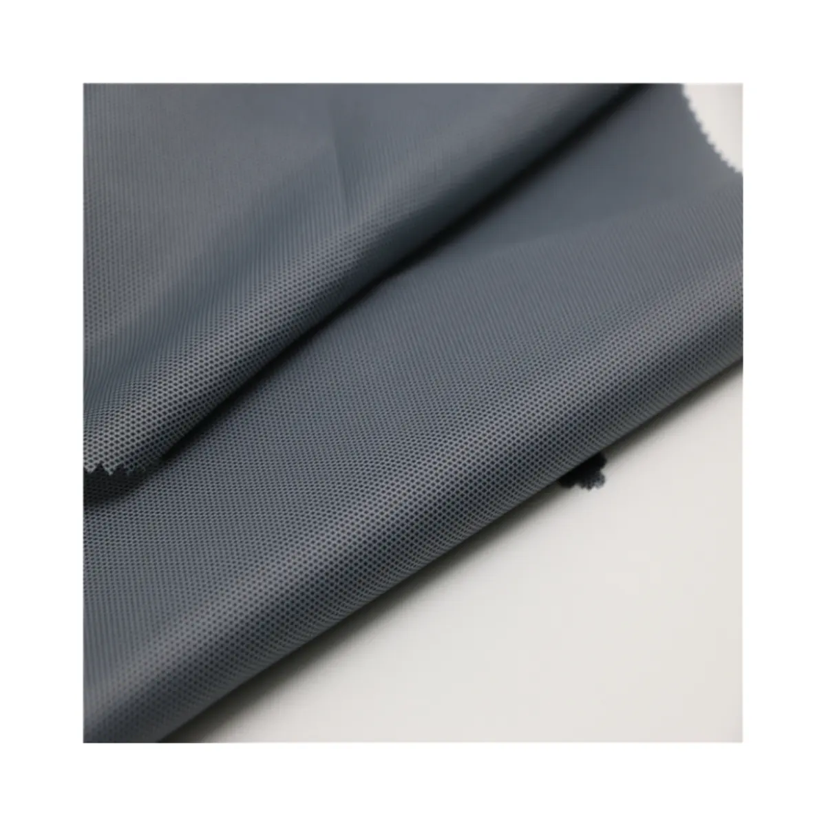 Fábrica preço 210T leve impermeável impresso tafetá 100% poliéster tecido para vestuário