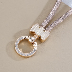 Llavero de Lujo para Coche con Cadena de Teléfono de Diamantes de Imitación Brillantes, Regalo para Chicas, Cierre de Lazo Chapado en Oro, Llavero de Muñeca de Cristal Brillante a la Moda - Product Image 6