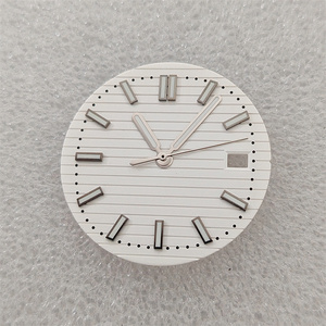 Parti di Modifica per Orologi Quadrante di Ricambio Diametro 30,5mm con Indicatori Luminosi Verdi per Movimenti NH35/NH36 Strumenti per Orologiai - Product Image 3