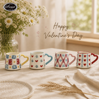 Tasse à café en céramique avec poignée en forme de cœur jaune et rouge, impression XOXO, emballage personnalisé, vente en gros, mug pour la Saint-Valentin