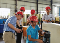 Cric hydraulique électrique à corps en fer avec une tension de 600kN-798kN pour la construction précontrainte