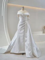 Robe de mariée plissée en satin, coupe trapèze, épaules dénudées, décolleté cœur, modèle MQD06092, pour mariées