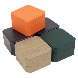 2025 nouvelle boîte de montre résistante à l'eau octogonale haut de gamme en cuir PU avec doublure en coton - Product Image 6