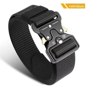 <span class=keywords><strong>Ceinture</strong></span> <span class=keywords><strong>homme</strong></span> <span class=keywords><strong>pas</strong></span> chère à boucle automatique, <span class=keywords><strong>tressée</strong></span> en PP, décontractée, polyvalente, pour l'extérieur, en plastique, vente en gros - Product Image 4