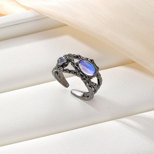Anillo de piedra lunar azul real de aleación de zinc con diseño geométrico para mujer, joyería de fiesta - Product Image 4