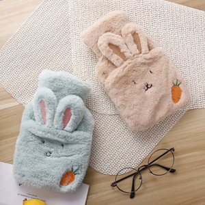 Bouteille d'eau chaude en peluche en forme de lapin avec housse en flanelle motif carotte, chauffe-mains pour la chaleur et l'isolation corporelle - Product Image 3