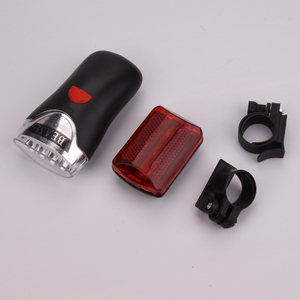 Juego de Luces para Bicicleta con Pilas, Luz Fuerte, Faros Delanteros y Traseros para Bicicleta de Montaña, Linterna, Equipo de Ciclismo, Venta al por Mayor - Product Image 2