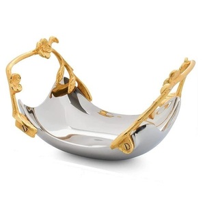 Bol de service décoratif en métal de luxe avec poignées florales dorées ornées, plat élégant pour fruits secs - Product Image 1
