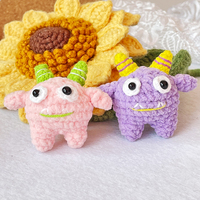 Mini Monstres en Peluche au Crochet - Peluches en Fil de Laine avec Rembourrage en Coton, Mignons Cadeaux Artisanaux pour Pâques, Anniversaires, Mariages