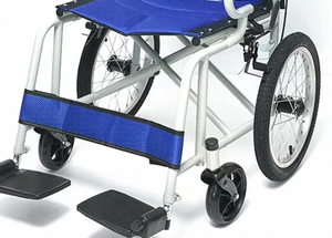 Sedia a Rotelle Manuale in Acciaio al Carbonio, Leggera e Compatta, con Cuscino Traspirante, Capacità 100kg, Design Pieghevole per Viaggi e Uso Quotidiano - Product Image 5
