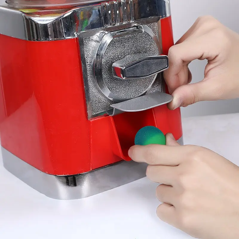 Vendita calda piccola capsula Gashapon giocattolo distributore automatico con moneta operata per Gumball zucchero caramella in Arcade gioco di divertimento
