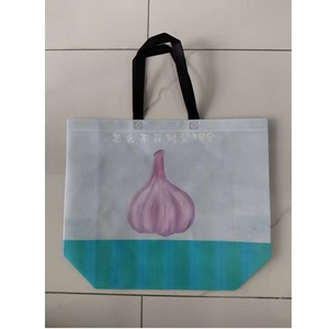 ถุงพลาสติก PP Non Woven แบบซีลความร้อน ผ้า Non Woven PP/PET ผลิตในเวียดนาม สีตามสั่ง รับผลิตแบบ OEM ODM คุณภาพสูง สำหรับการช้อปปิ้ง - Product Image 1