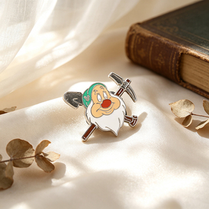 Broche Ronde en Émail Personnalisée de Créateur, Broches et Épingles en Métal Haut de Gamme pour Femmes, Bijoux Cadeaux en Gros - Product Image 2
