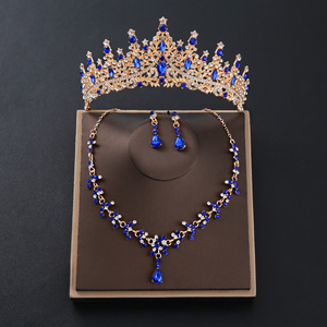 Conjunto de Joyas de Boda de Lujo Elegante para Novia de Estilo Europeo y Americano de Tres Piezas de Gama Alta con Collar, Pendientes y Corona Hecho de Aleación - Product Image 6