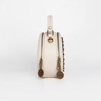 2025 sac à bandoulière en cuir pour femmes sac à bandoulière en cuir véritable en détresse avec chaîne en métal détail Vintage lettre à glissière