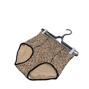 Taille haute grande taille culotte classique imprimé léopard Lingerie dames matures culotte sans couture femmes obèses Sexy Lingerie accessoires