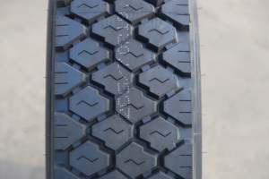 Pneus LCH T-REX en gros, nouveaux, 215/75R17.5, 235/75R17.5, 265/70R19.5, 9.5R17.5, pneus radiaux sans chambre à air tout acier pour camions et bus, pneus de camion - Product Image 3