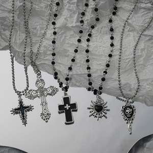 Collana con Ciondolo a Croce in Acciaio Inossidabile, Gioielli Hip Hop Punk, Collana Gotica Retrò a Cuore per Uomo e Donna - Product Image 1