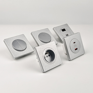 Enchufe e Interruptor de Pared Estilo Francés, 82*82, Estándar CE, Tecla Redonda Grande, para <span class=keywords><strong>Productos</strong></span> Eléctricos, Venta al <span class=keywords><strong>Por</strong></span> <span class=keywords><strong>Mayor</strong></span> de Fábrica - Product Image 2