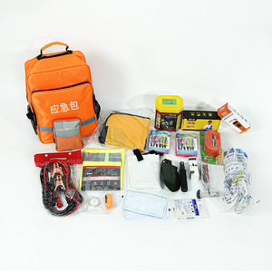 Kit de secours d'urgence, sac à bandoulière imperméable en tissu Oxford orange pour la prévention des catastrophes en plein air, capacité de 5 personnes - Product Image 1
