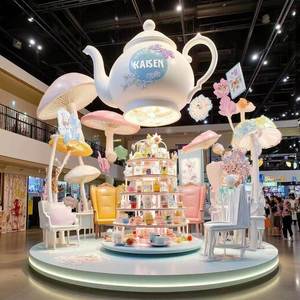 Escultura de Resina de Fibra de Vidrio Personalizada con Diseño de Casita de Cenicienta y Cielo Estrellado para Plazas, Centros Comerciales y Parques - Product Image 4