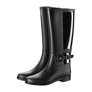 Encuentre el mejor fabricante de botas plasticas para mujer y botas  plasticas para mujer para el mercado de hablantes de spanish en alibaba.com