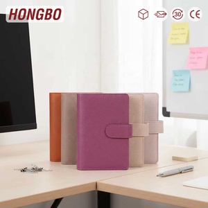 Hongbo Best Seller 43 Couleur A6 Caillou En Cuir Reliure Journal Couverture 30MM 6 Or Anneau Budget Personnalisé Fermeture Éclair Poche Fly Feuille <span class=keywords><strong>Dossier</strong></span> - Product Image 1