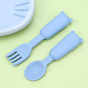 Juego de Vajilla de Silicona para Bebés con Logotipo Personalizado OEM, Plato con Succión, Tazón, Cuchara y Tenedor Libres de BPA para Venta al Por Mayor - Product Image 5