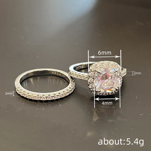 Ensemble de deux bagues de couple à quatre griffes en zircon, élégantes et assorties, bijoux de mode pour mariage - Product Image 3