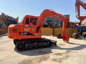 Excavadora de cadenas mini Doosan DH80 de 8 toneladas, usada, origen Corea, pocas horas de trabajo, ideal para pequeños proyectos de construcción. - Product Image 3