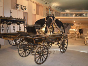 Nuevo Carroza Fúnebre Tradicional Retro de 4 Ruedas, Arrastrada por Caballos, con Certificación CE, 2 Asientos, Color Negro, HENGYISHENG - Product Image 6