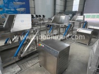 Hete Verkoop Automatische Hydraulische Bin Kipper Roteren Mand Dumper Machine Voor Zeevruchten Garnalen Shell