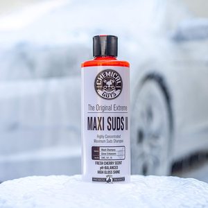 chemicalguys Jabón Suds II para lavado de autos con espuma (Funciona con cañones de espuma, pistolas de espuma o lavados con cubo), 16 oz., Aroma a cereza - Product Image 5