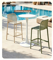Tabouret de bar empilable moderne en plastique avec lattes creuses, chaise haute pour comptoir de cuisine, café, restaurant, mobilier d'extérieur, fabriqué en Chine