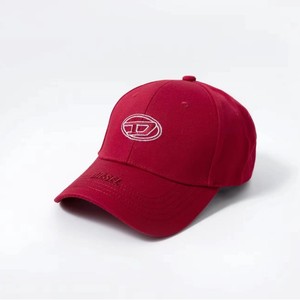 Casquette de baseball pour homme à visière large avec lettre D en relief de la marque tendance, également disponible pour femme - Product Image 5