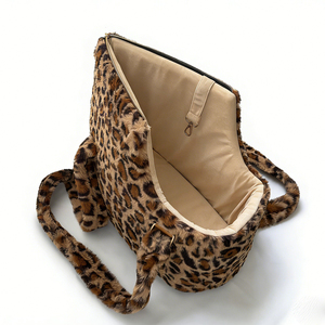 Sac de transport pour animaux de compagnie (<span class=keywords><strong>chien</strong></span> et chat) léger, sûr, grande capacité, respirant, en polyester, tendance et luxueux – Offre spéciale - Product Image 4