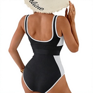 Traje de Baño de Una Pieza Acanalado para Mujer con Paneles en Contraste y Escote Redondo, Ideal para Playa y Piscina, Proveedor Mayorista con Logotipo Personalizado - Product Image 5
