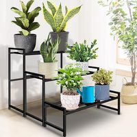 Support de plantes de jardin à 3 niveaux en métal avec revêtement en poudre, design moderne, support de plantes d'intérieur/extérieur avec design moderne