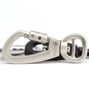Mosquetón de Aleación de Zinc Negro Baichao S12, Gancho de Seguridad para Perros, Llavero para Camping, Senderismo, Escalada, Venta al por Mayor de Fábrica, Giratorio para Correa - Product Image 5