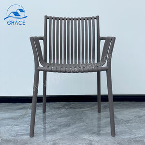 Vente en gros de chaises d'accoudoir de salle à manger contemporaines de haute qualité modernes en plastique rotin loisirs de plein air pour hôtels salons parcs - Product Image 1