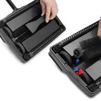 Balai manuel 2-en-1 non électrique multi-surfaces à pousser à la main pour l'élimination des miettes de tapis et des poils d'animaux