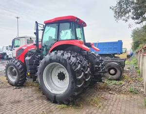 Tracteur agricole ELX2404 240HP 4WD 12F+4R Synchro Shuttle 540/1000 RPM PTO - Product Image 2