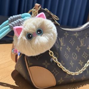 Breloque de sac en vraie fourrure de lapin Rex écologique et douce - Porte-clés <span class=keywords><strong>pompon</strong></span> moelleux avec cordon en cuir - Accessoire de sac mignon - Cadeau - Product Image 4