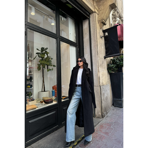 Manteau long en laine d'alpaga noir, fermeture simple boutonnage, ceinture, doublure en lin - Manteau chaud d'hiver rembourré en cachemire, motif en fourrure de mouton - Product Image 1