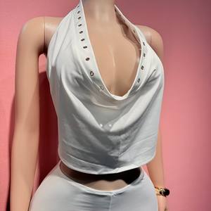 Ensemble haut dos nu et pantalon court couleur unie 2026 avec découpes sexy - Tenue deux pièces pour femme - Product Image 2