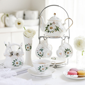 Set <span class=keywords><strong>da</strong></span> Tè Pomeridiano in Porcellana Europea Classica Vintage con Tazza, Piattino e Teiera, Regalo di Nozze - Product Image 3