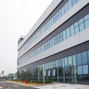 Structure en acier léger à grande portée, garage préfabriqué, entrepôt logistique industriel, <span class=keywords><strong>atelier</strong></span>, services de soudage et de <span class=keywords><strong>d</strong></span>écoupe conformes aux normes ASTM - Product Image 3