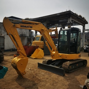 Mini-excavatrice Komatsu PC55 d'occasion à vendre, poids opérationnel de 5 tonnes, moteur Cummins, boîte de vitesses, pompe à engrenages, moteur - Product Image 6