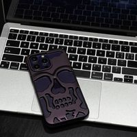 Coque de téléphone populaire Halloween mat motif crâne évidé pour iPhone 11 12 13 14 15 16 17 Pro Max 17Air, anti-chute et rafraîchissante